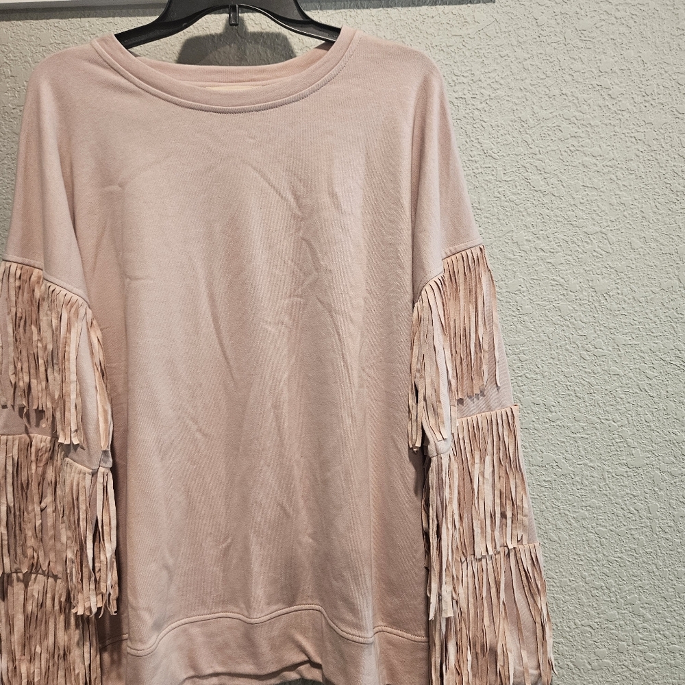 Fantastic Fawn Suede Fringe Sleeve‎ Top Medium NWT Dusty Pink Boho Western